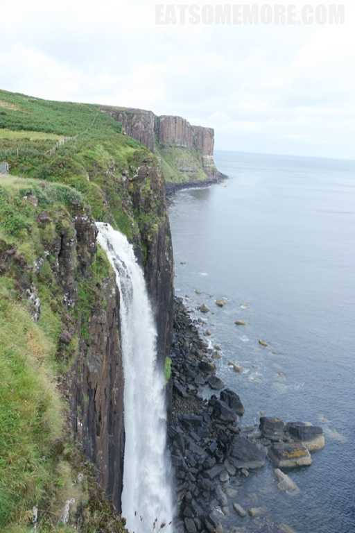 【推荐】苏格兰斯凯岛气势磅礴大瀑布 Mealt Falls